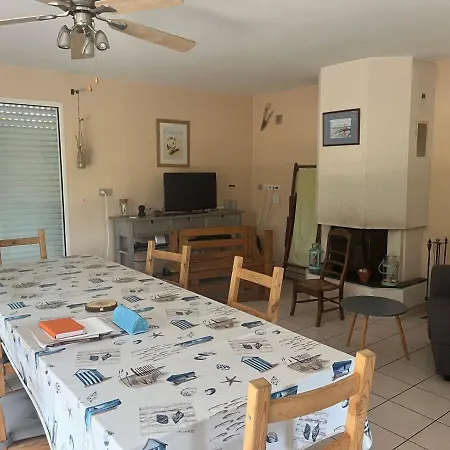 Casa de Férias Maison Carcans-maubuisson, 5 Pieces, 8 Personnes - Fr-1-648-117